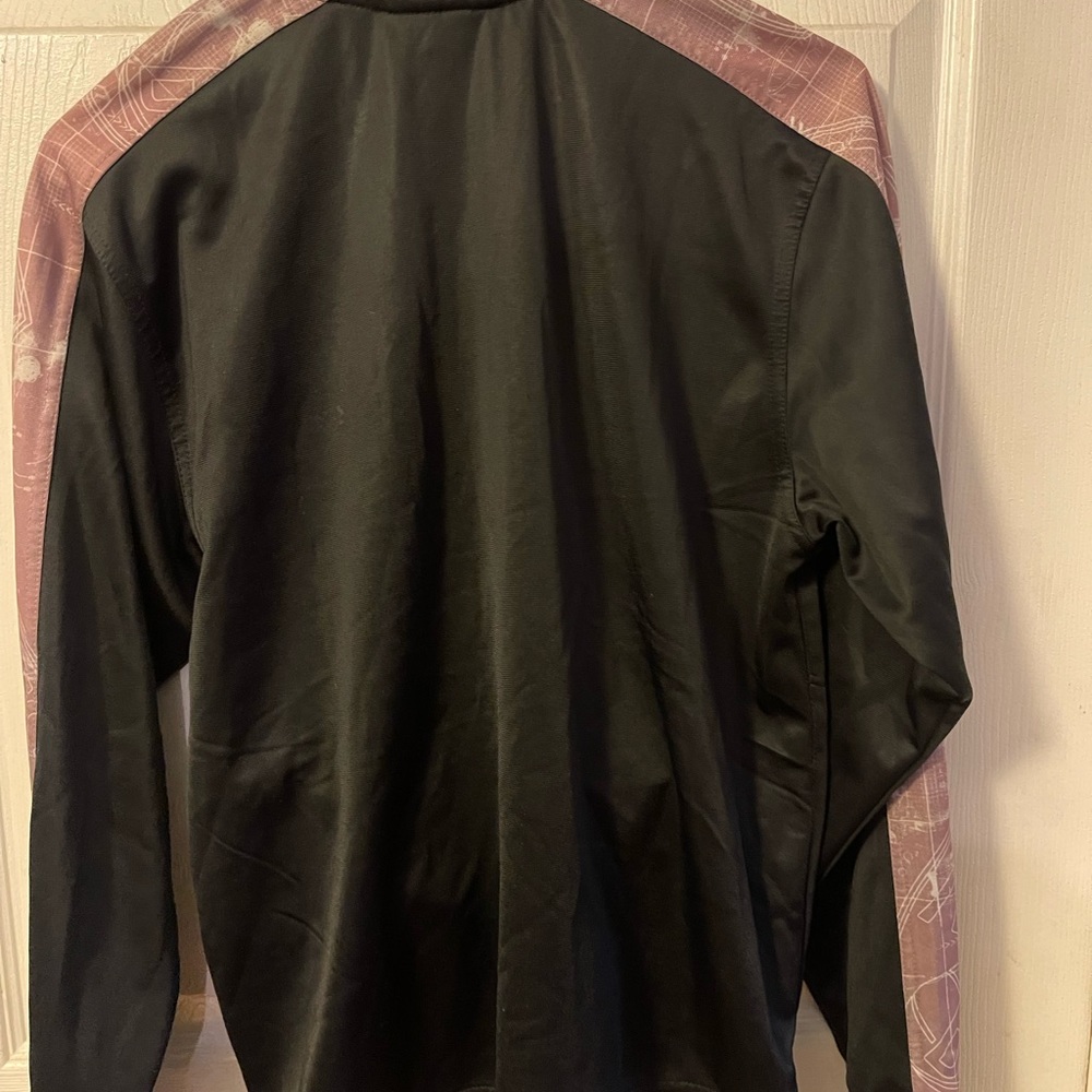 Sweater - Picture 3 of 3
